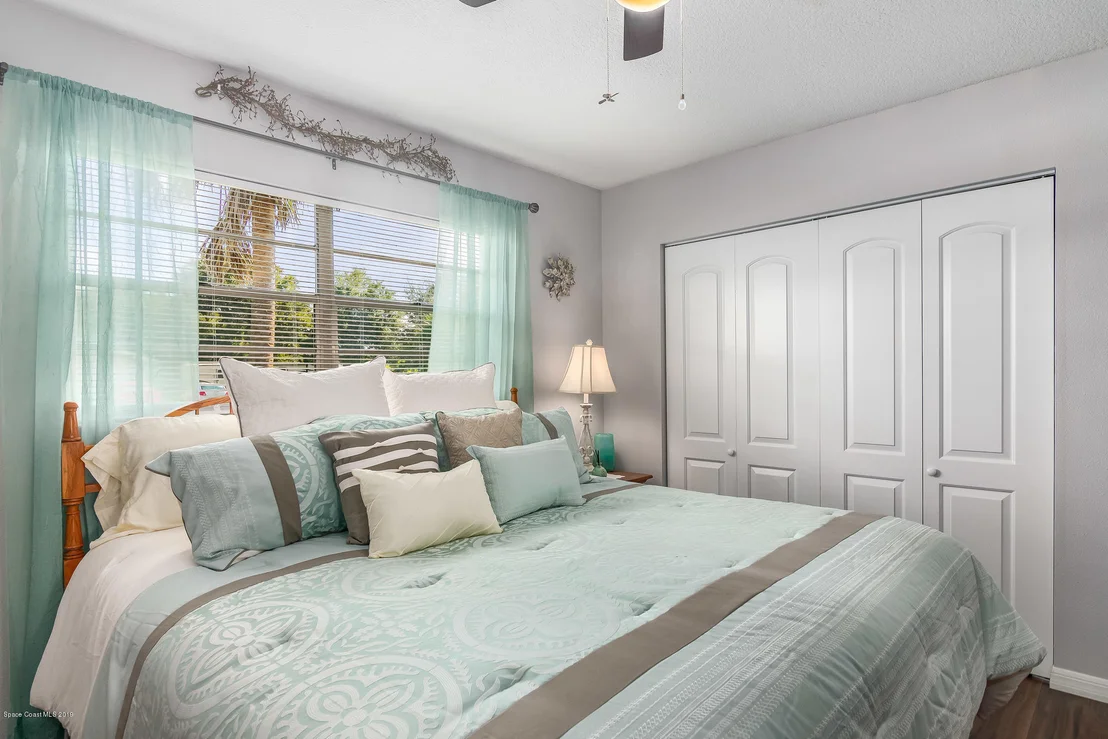 Photo of 710 Becker Avenue NE