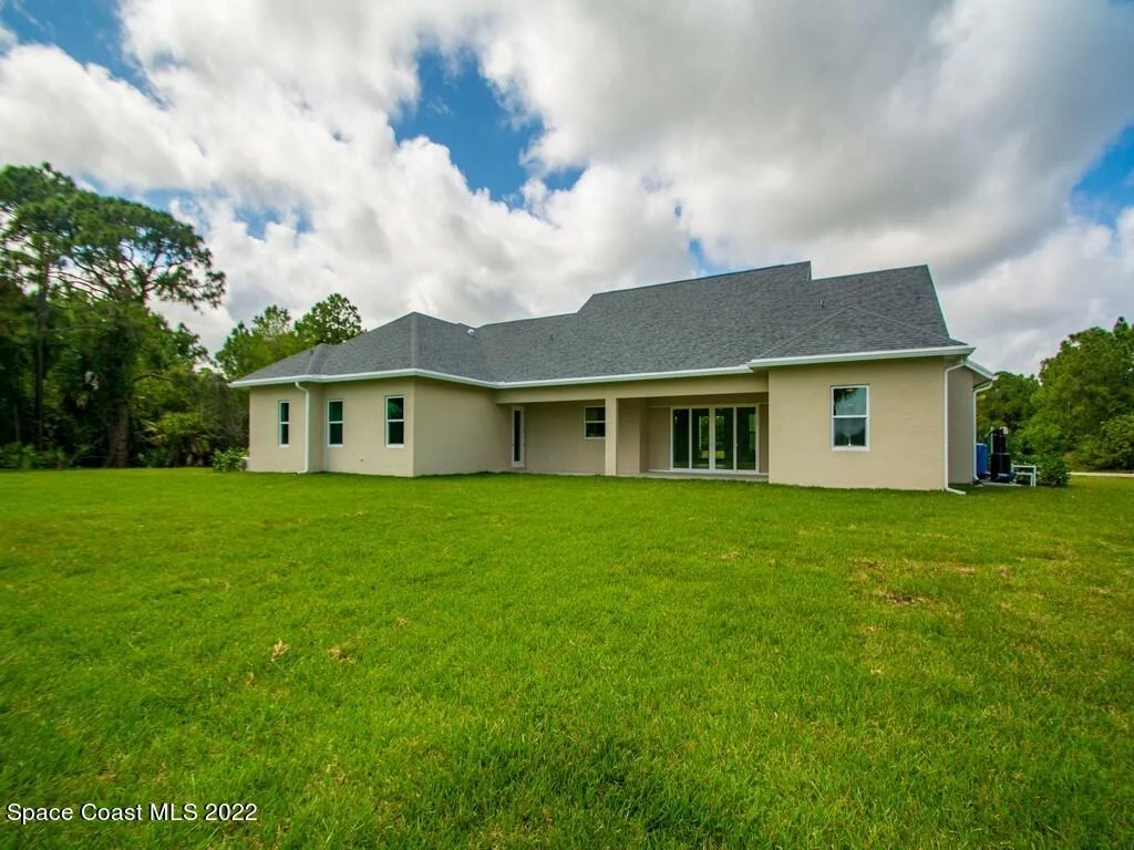 Photo of 7035 Indian River Boulevard