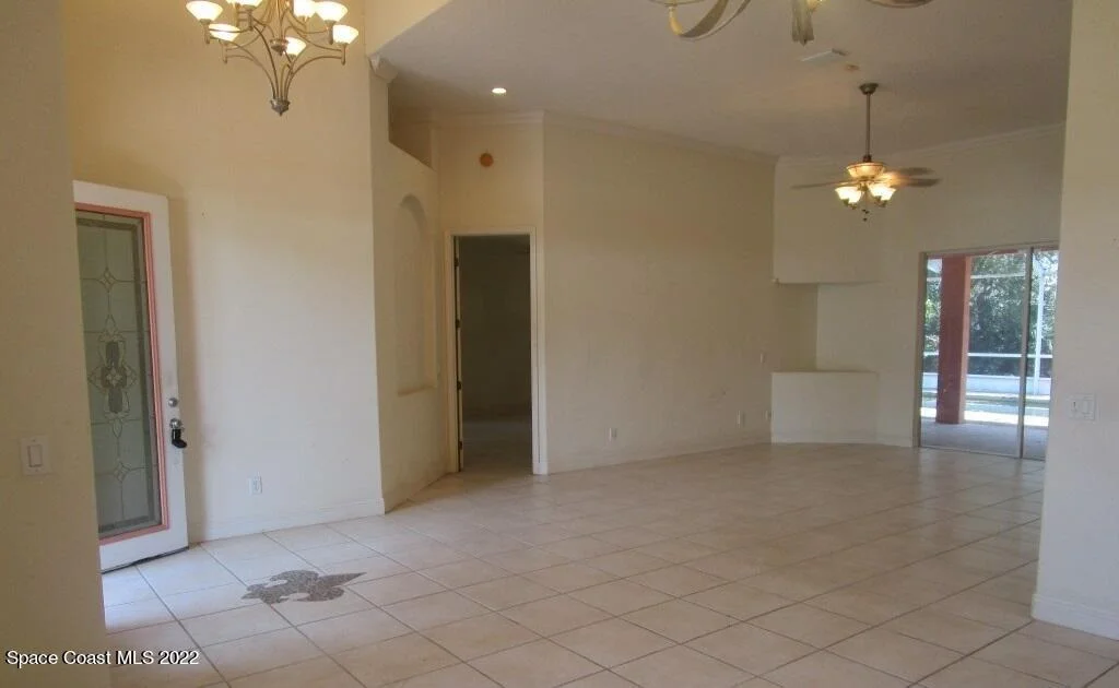 Photo of 654 Cavern Terrace