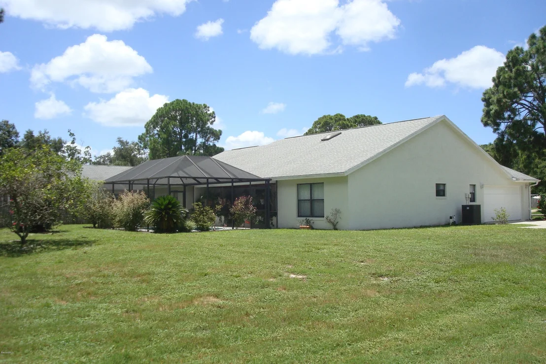 Photo of 7135 Hundred Acre Drive