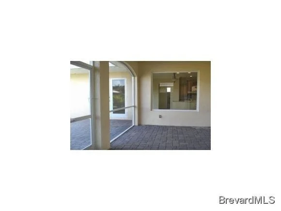 Photo of 6261 La Capria
