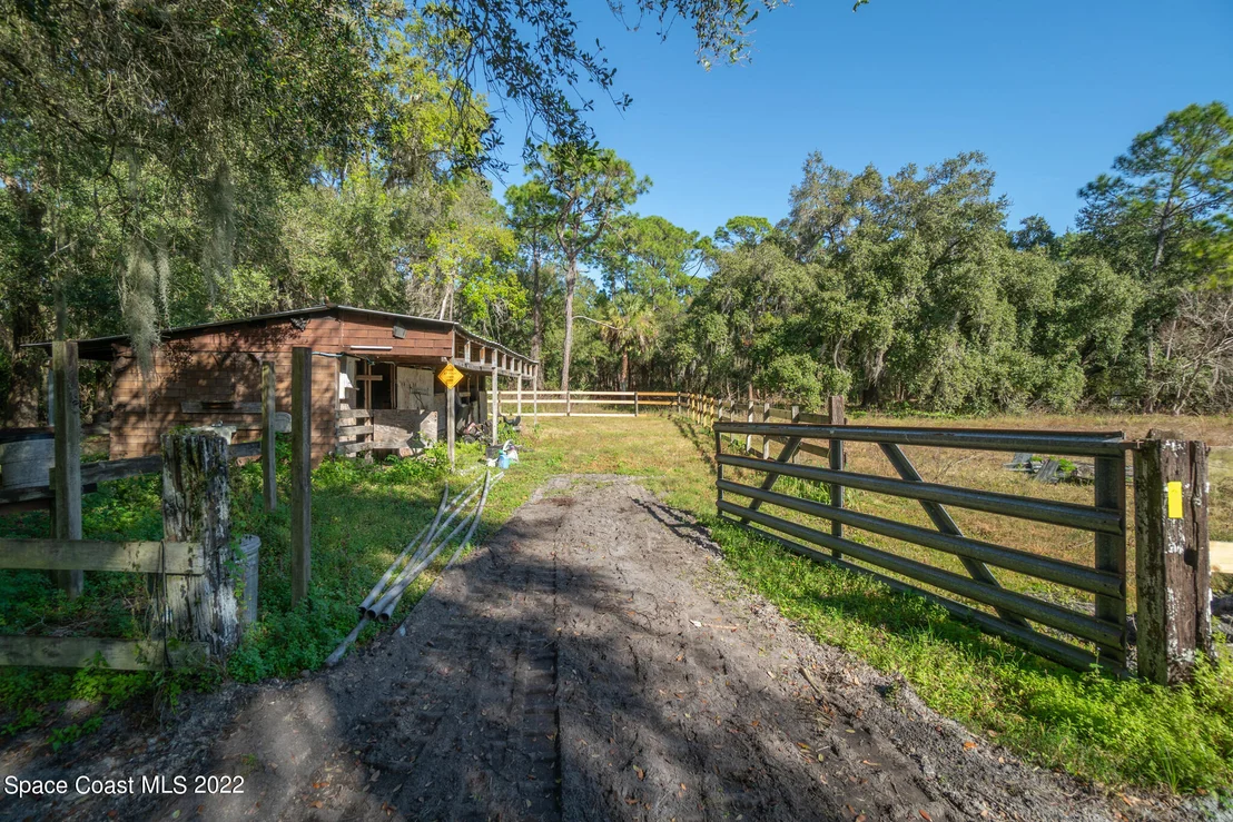 Photo of 4220 James Road