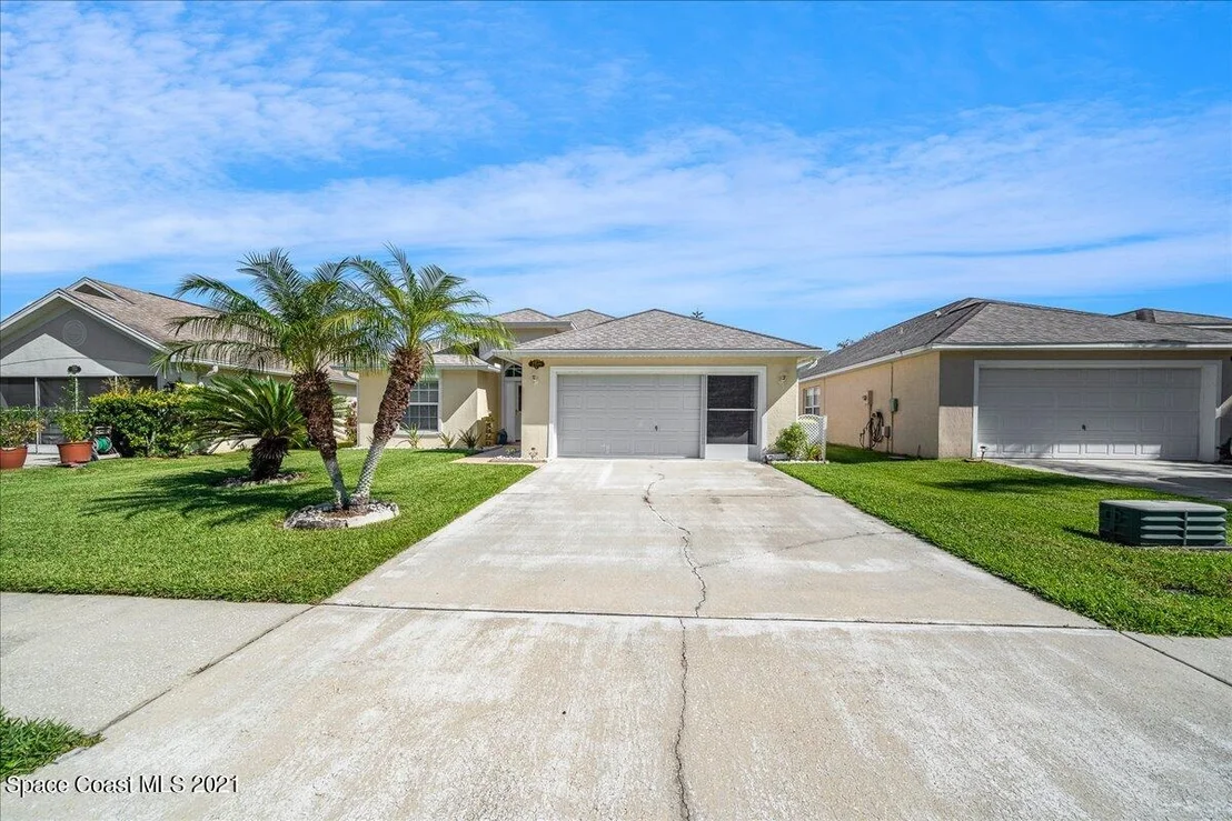 Photo of 2340 Stratford Pointe Drive