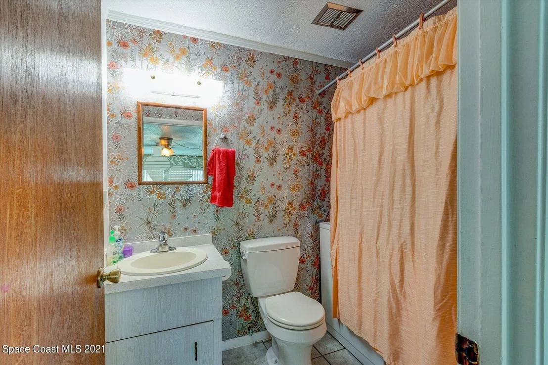 Photo of 46 Burlington Avenue