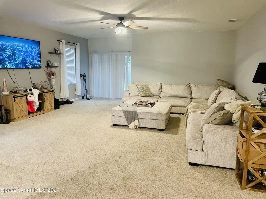 Photo of 560 Sorrento Drive