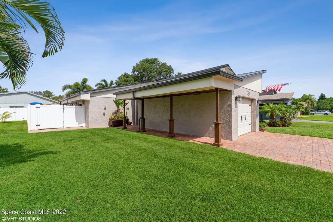 Photo of 386 Timberlake Drive