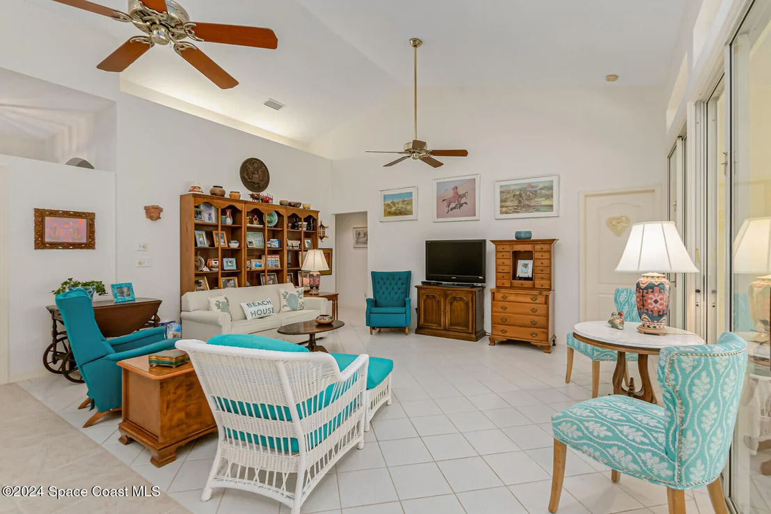 Photo of 410 Oriole Lane