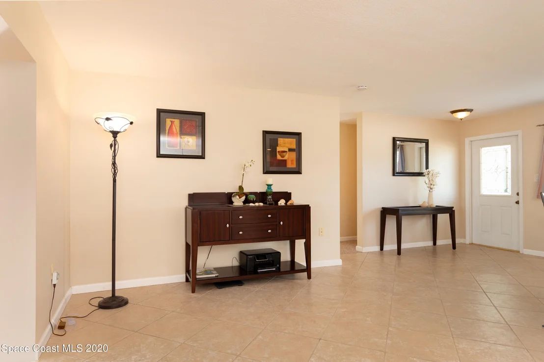 Photo of 439 Sandpiper Drive