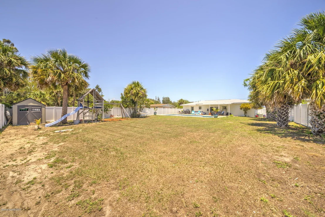 Photo of 113 Franklyn Avenue