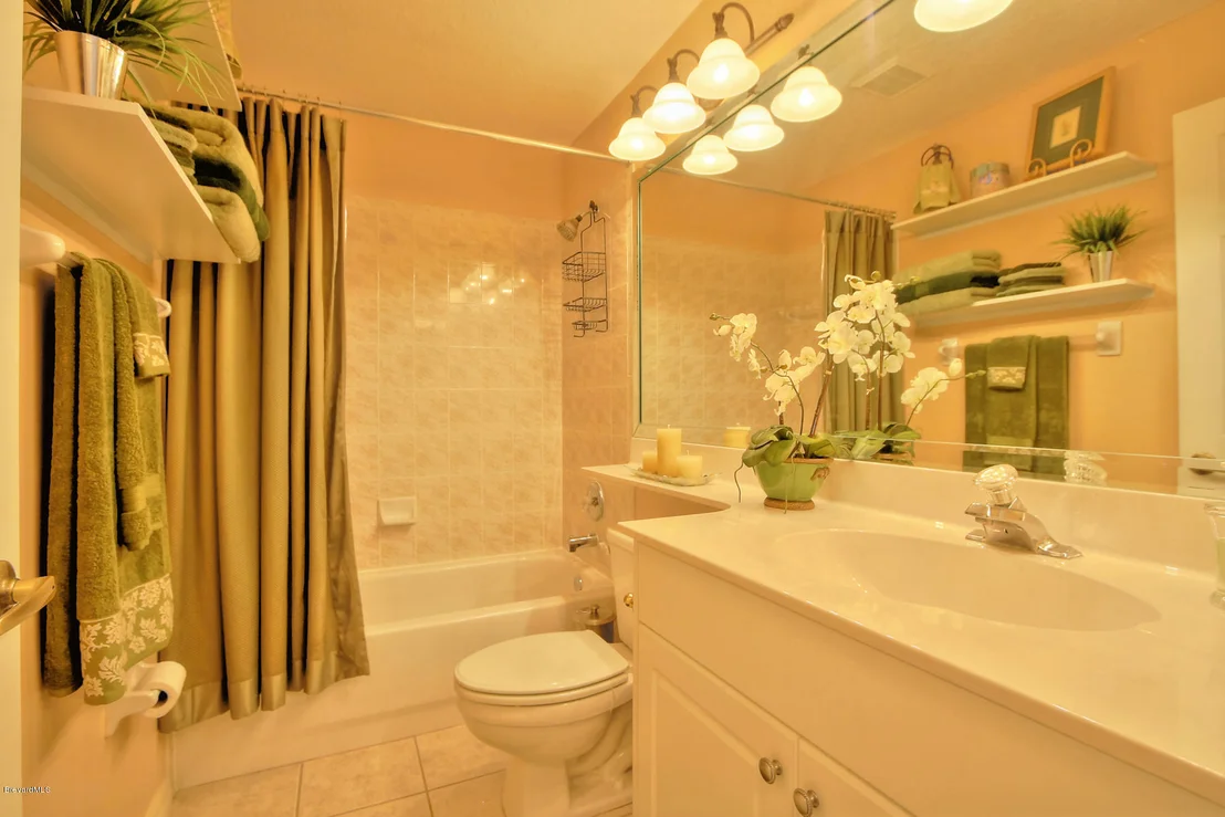 Photo of 991 Pine Creek Circle