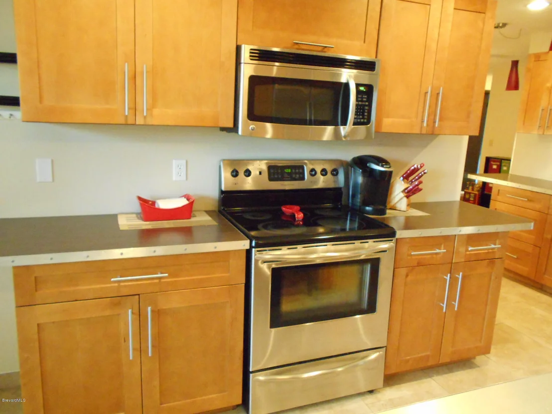 Photo of 612 Cornell Avenue