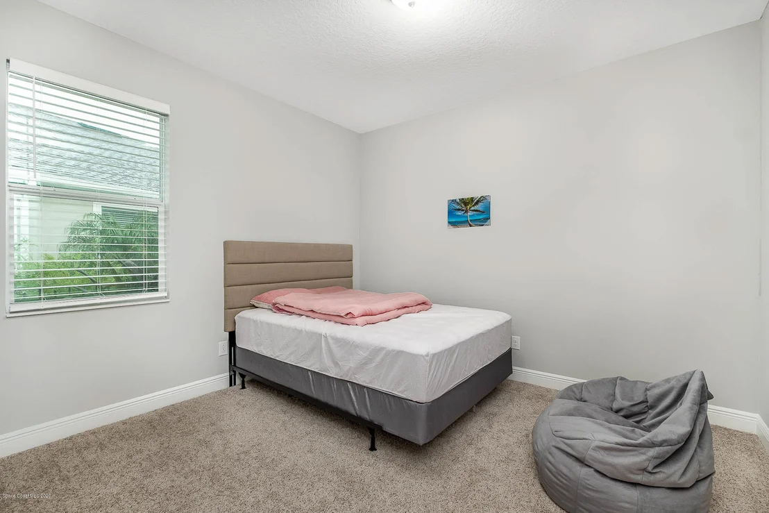 Photo of 7347 Bluemink Lane