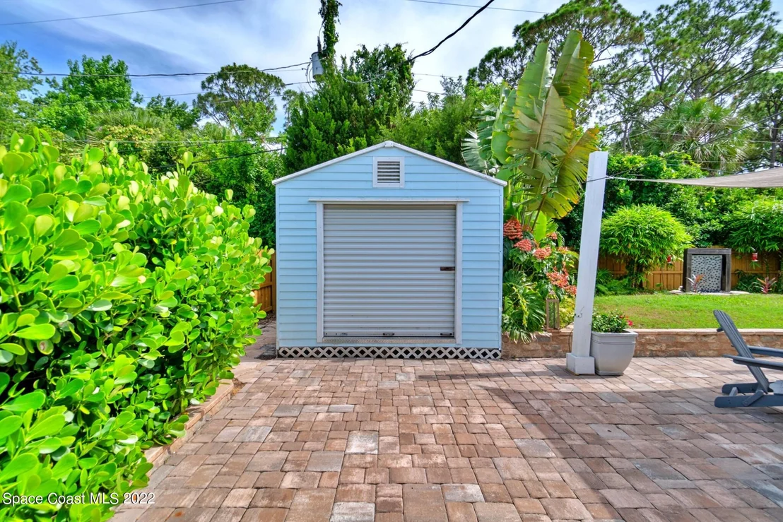 Photo of 130 Oakledge Drive