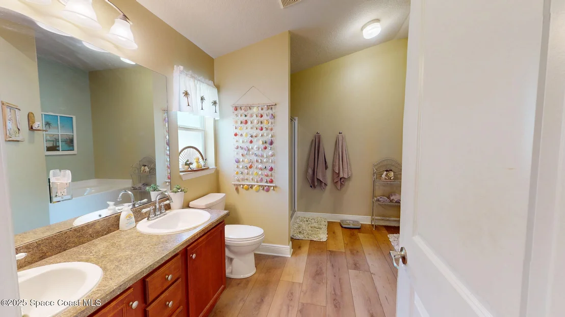 Photo of 1287 Alaqua Way