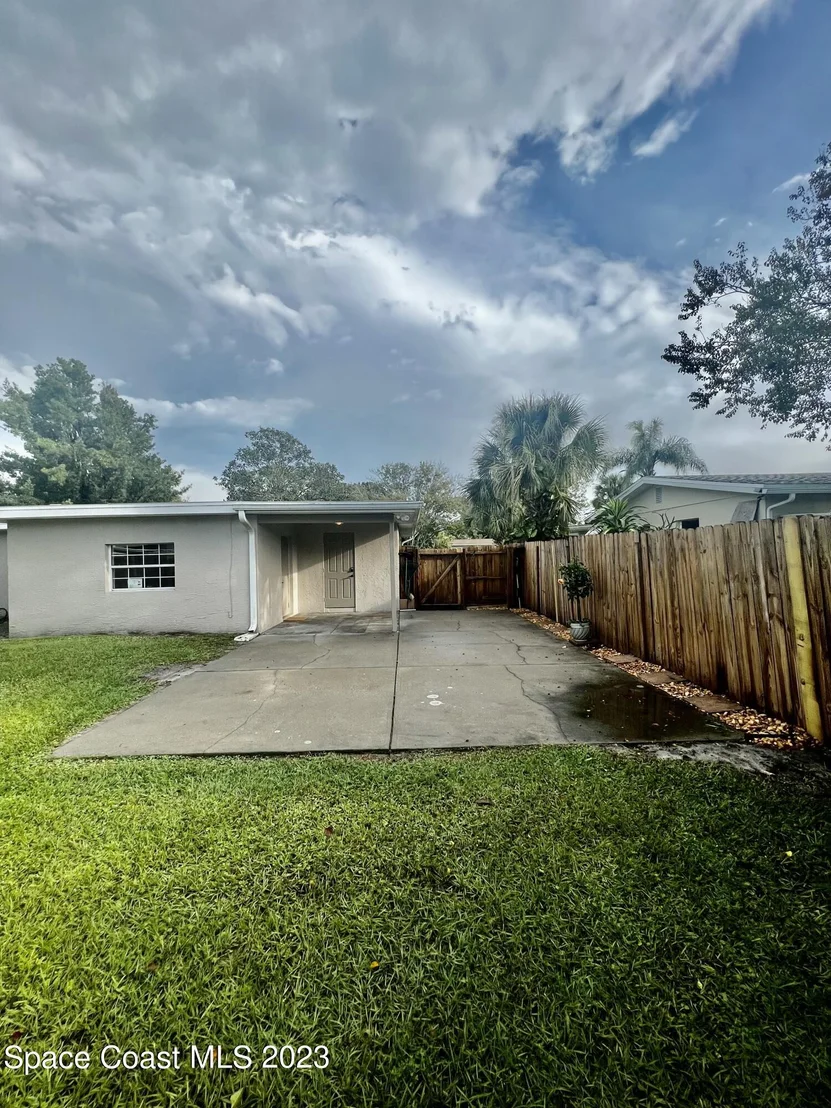 Photo of 1369 Pinewood Drive