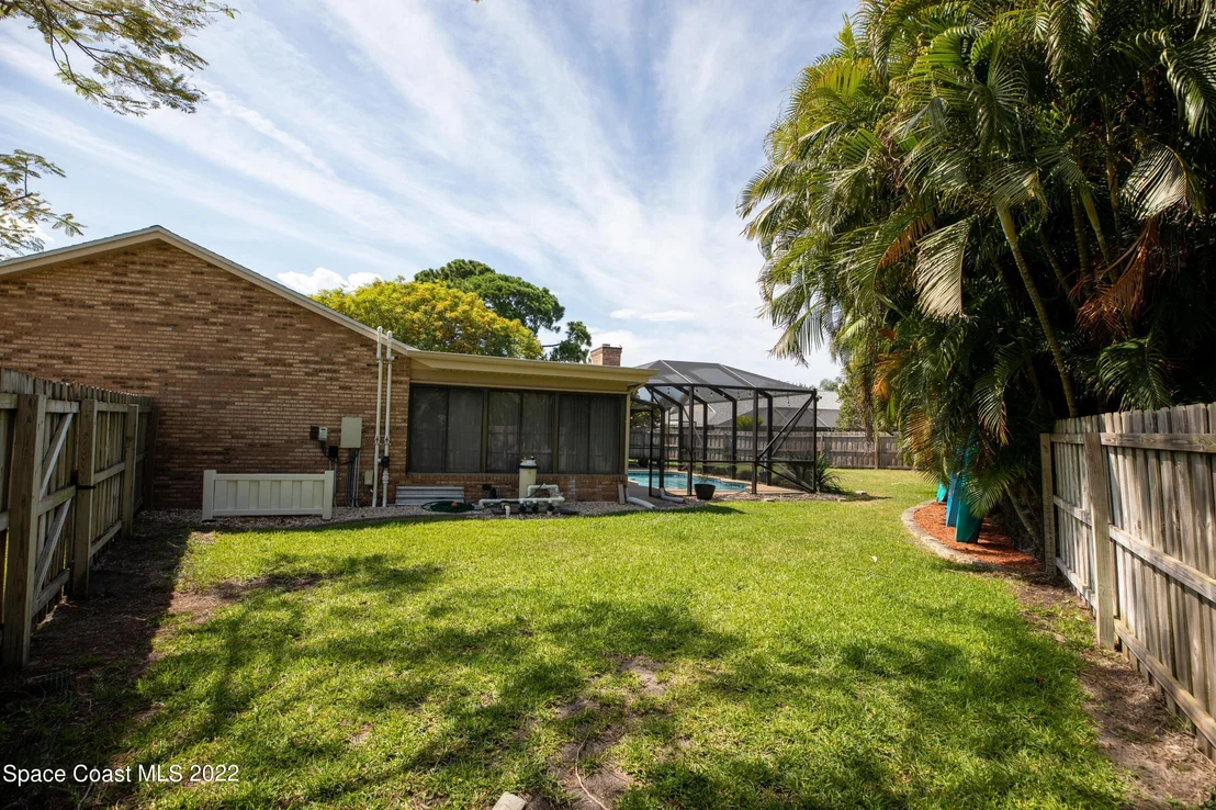 Photo of 525 Sawgrass Circle