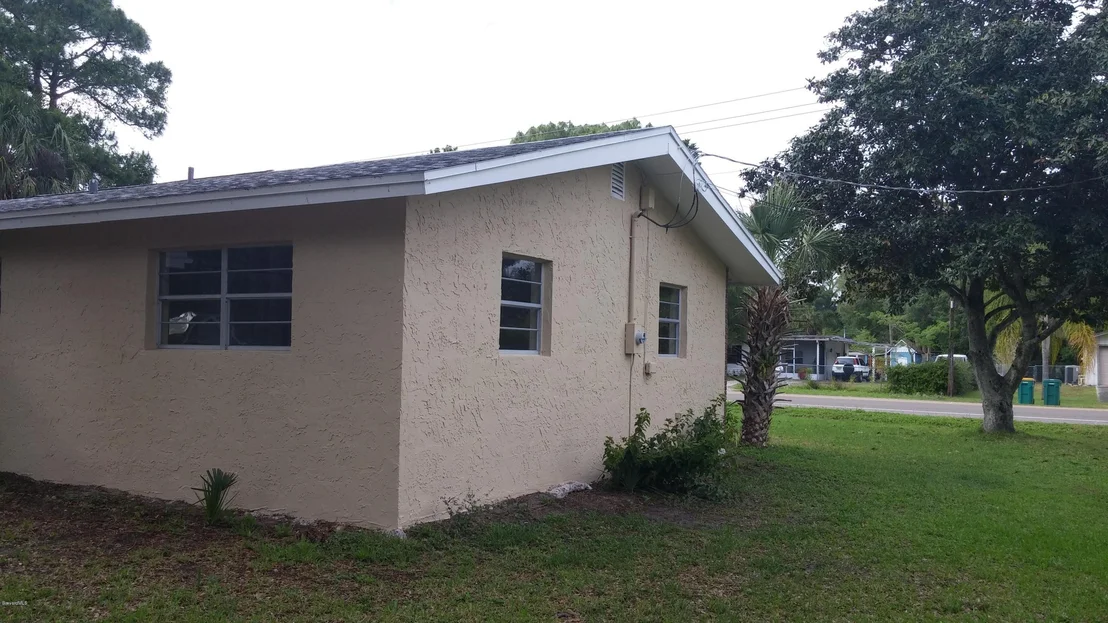 Photo of 7545 Sheridan Road