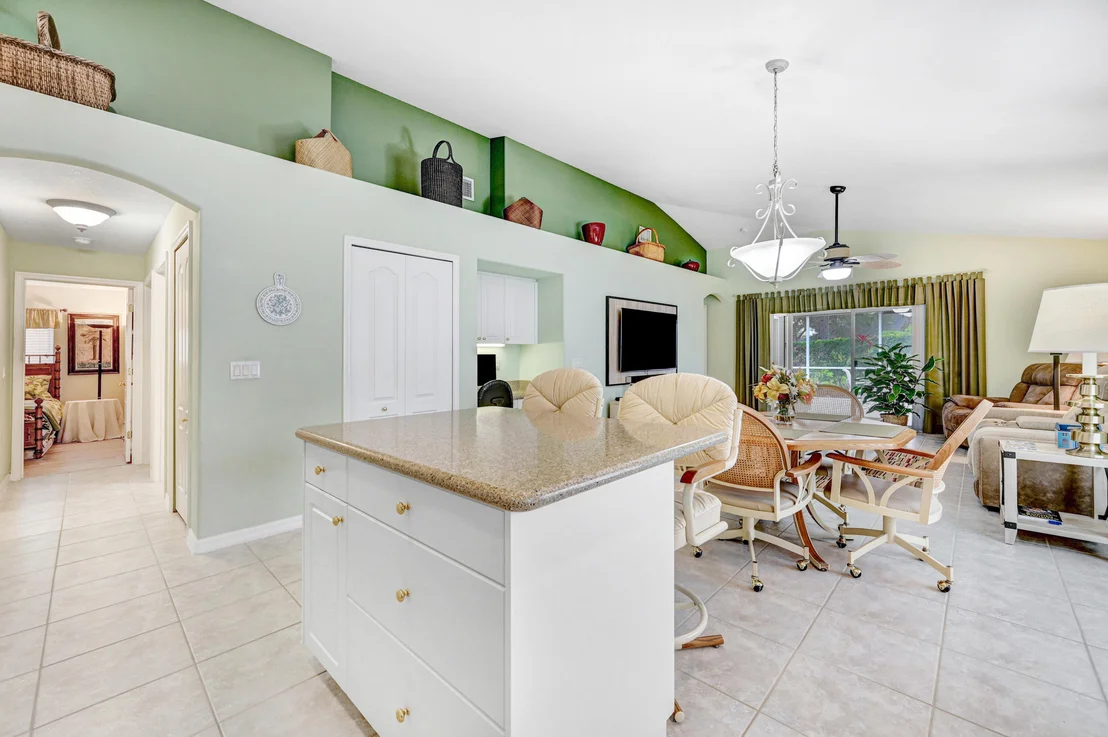 Photo of 7168 Broderick Drive