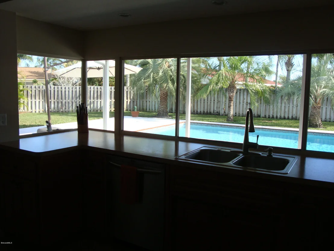 Photo of 635 Kingston Circle
