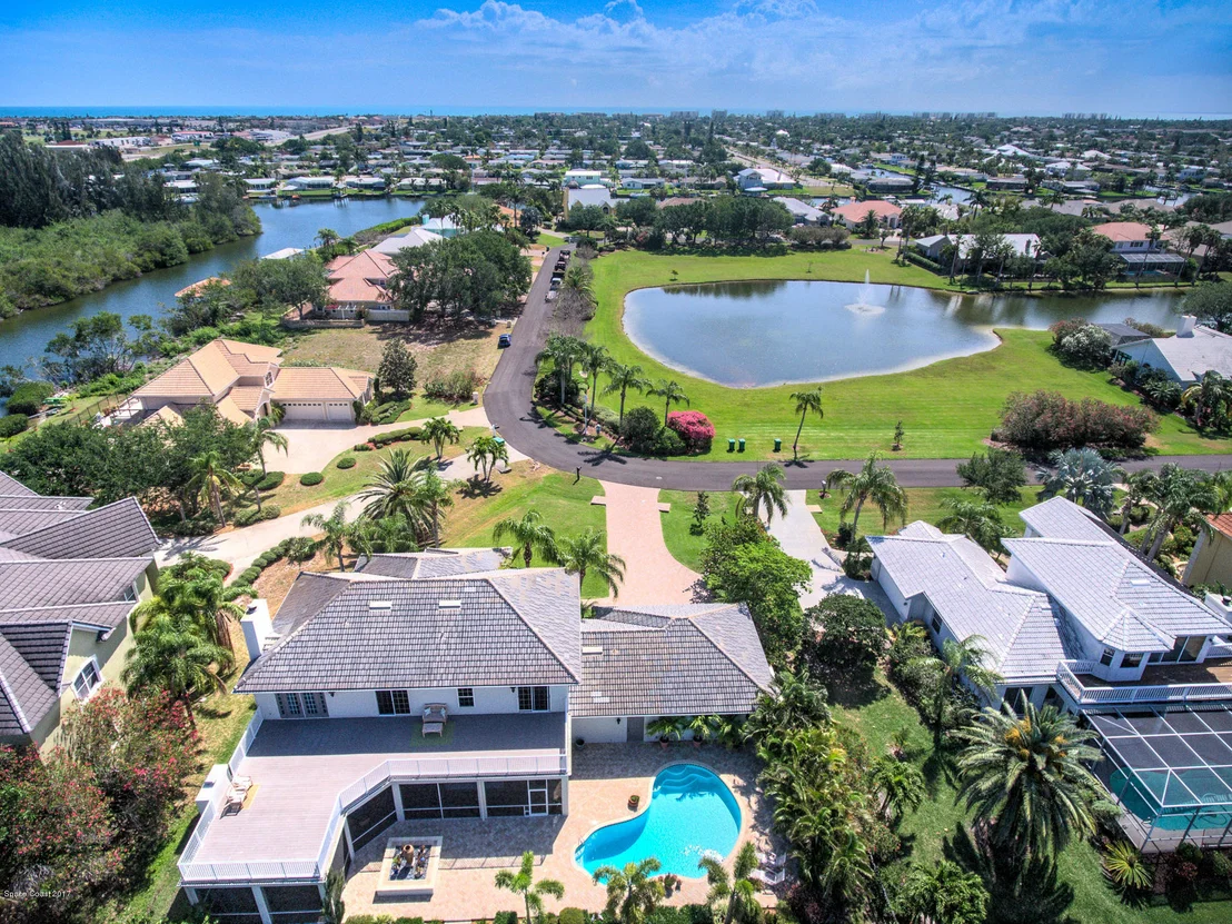 Photo of 298 Lanternback Island Drive