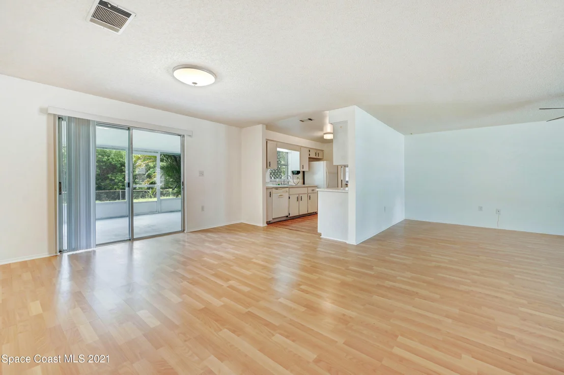 Photo of 1123 Hermosa Drive