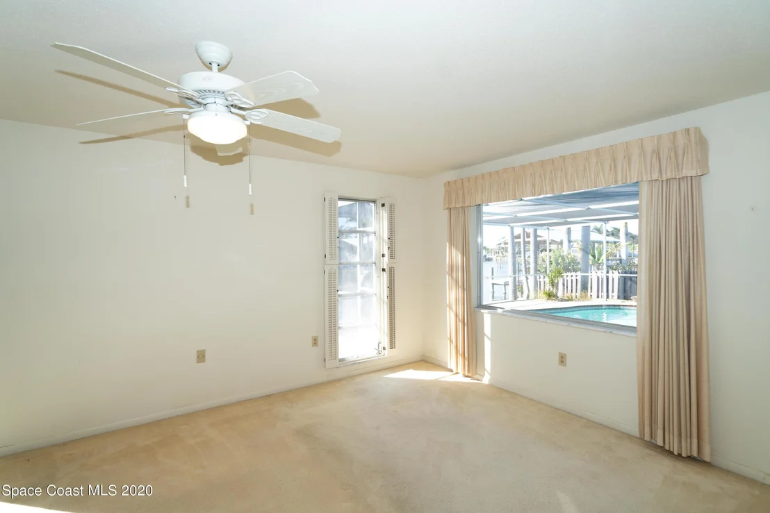 Photo of 452 Dorset Drive
