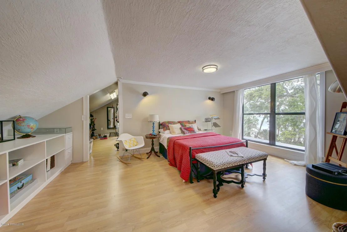 Photo of 4013 Indian River Drive N