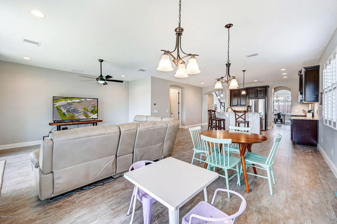 Photo of 8051 Strom Park Drive