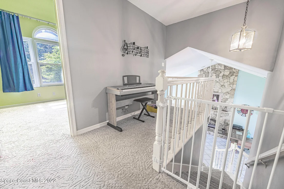 Photo of 2755 School Drive NE