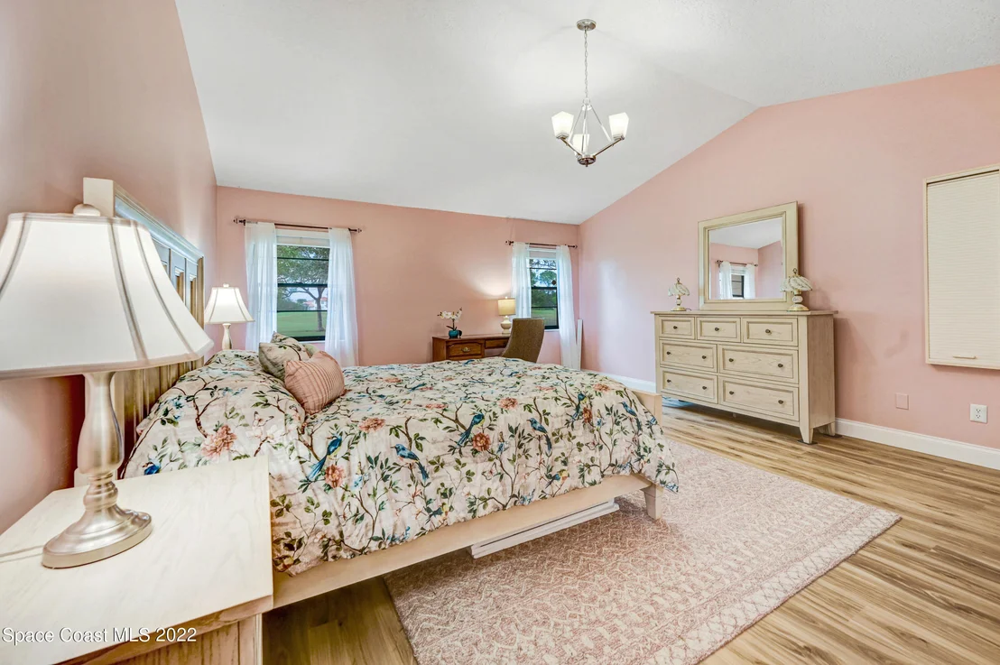 Photo of 820 Ridge Lake Drive
