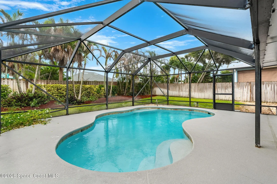 Photo of 6765 Angeles Road