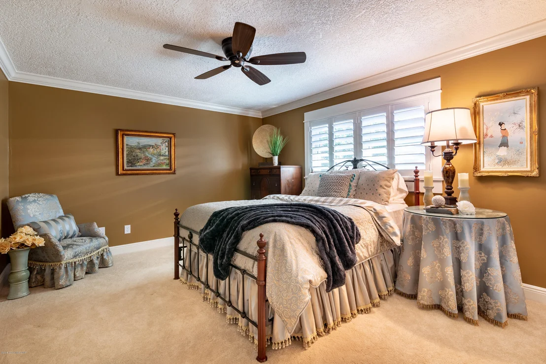 Photo of 413 Riverview Lane