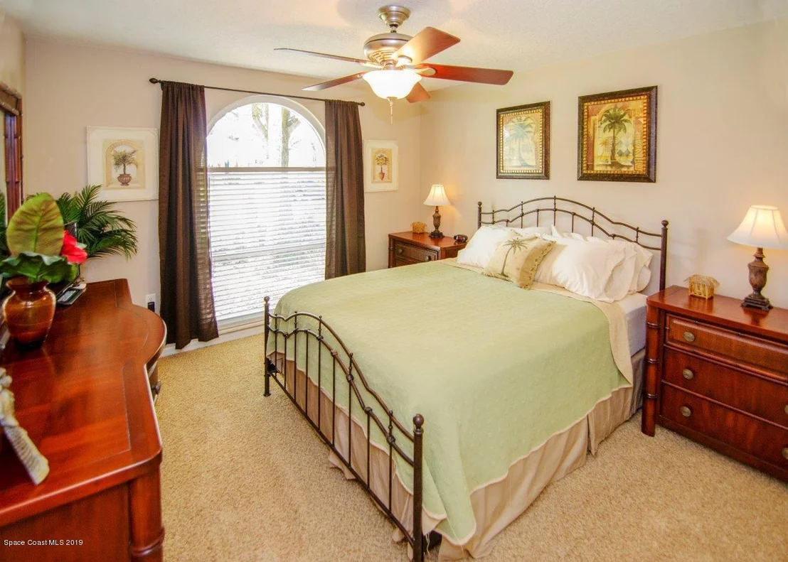 Photo of 5977 Newbury Circle