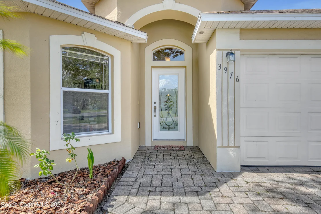 Photo of 3976 Foothill Drive