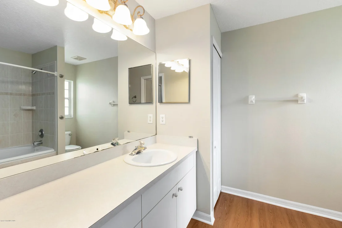 Photo of 1100 Pine Creek Circle NE