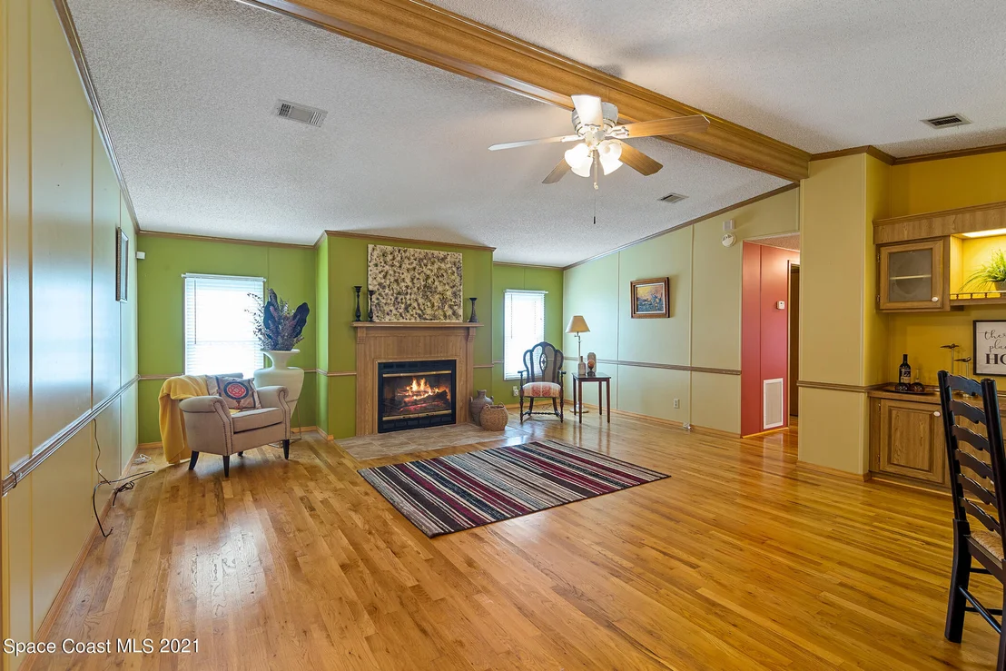 Photo of 549 Nicklaus Circle