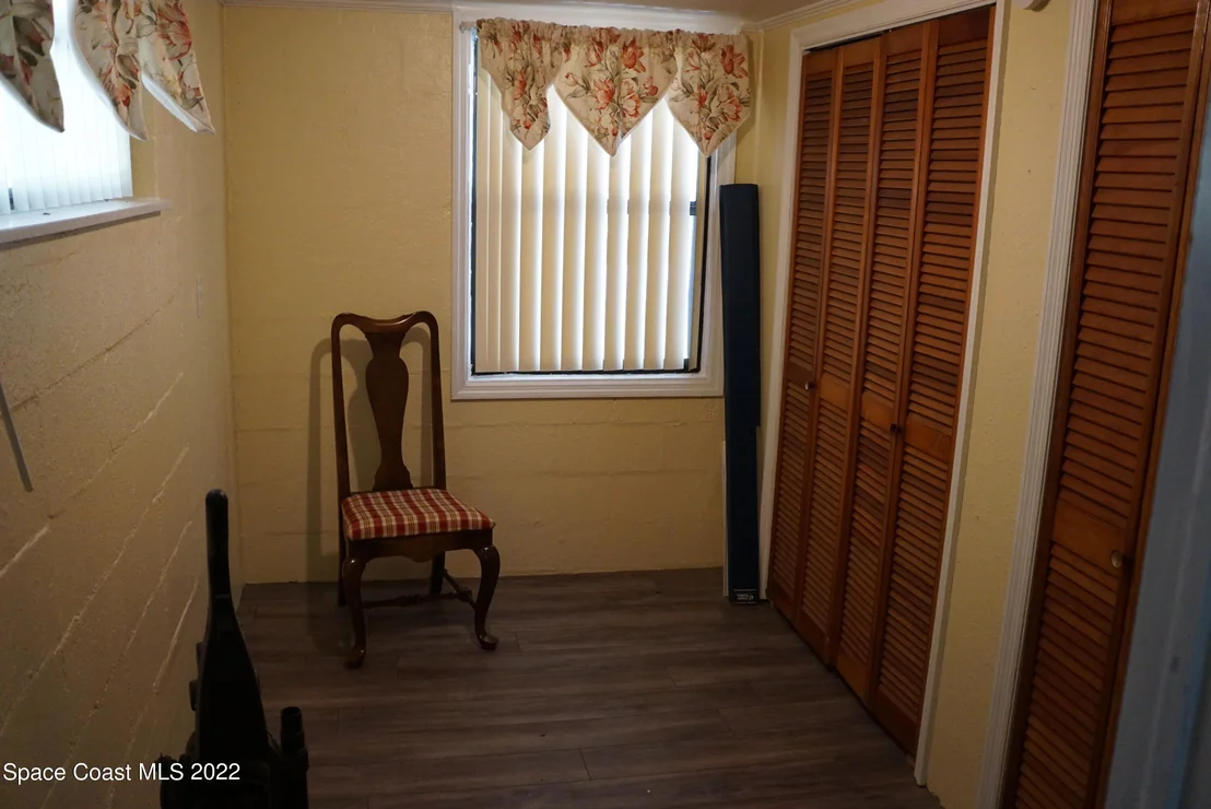 Photo of 5748 Lord Street