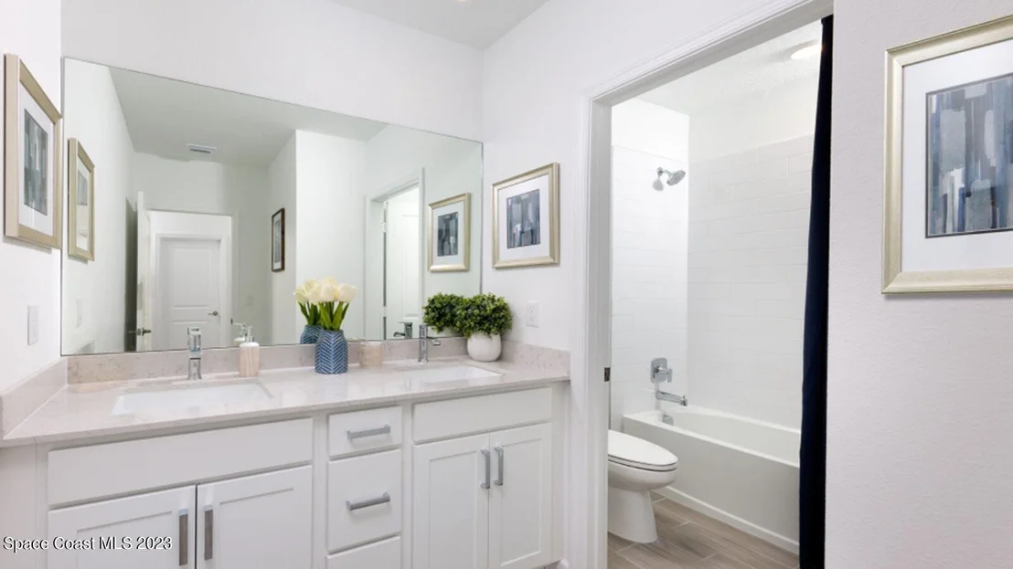 Photo of 1752 Marigold Trail NW