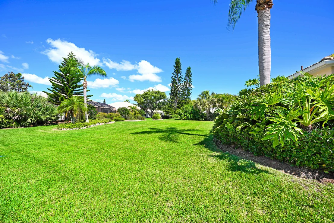 Photo of 1010 Palm Brook Drive