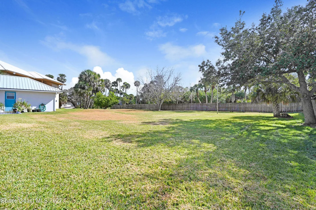 Photo of 115 River Road Circle