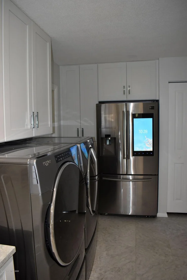 Photo of 720 Bianca Drive NE