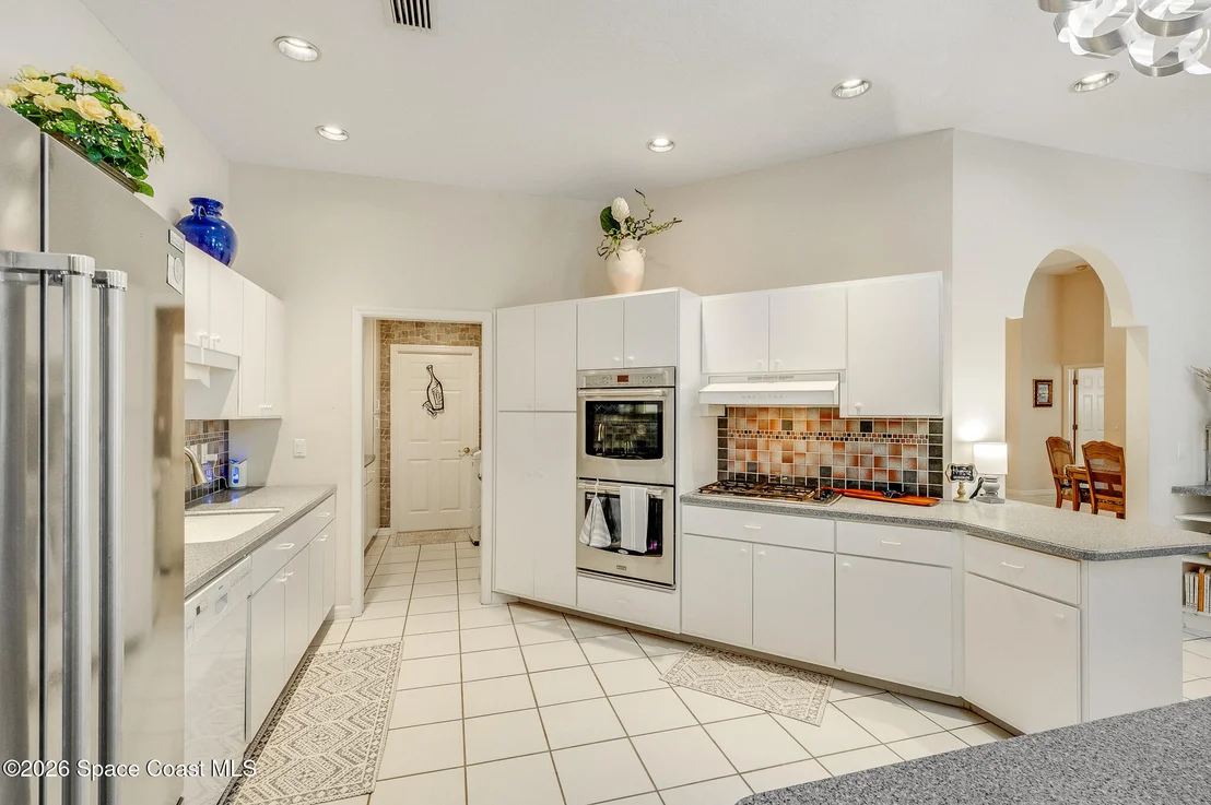 Photo of 370 Normandy Drive