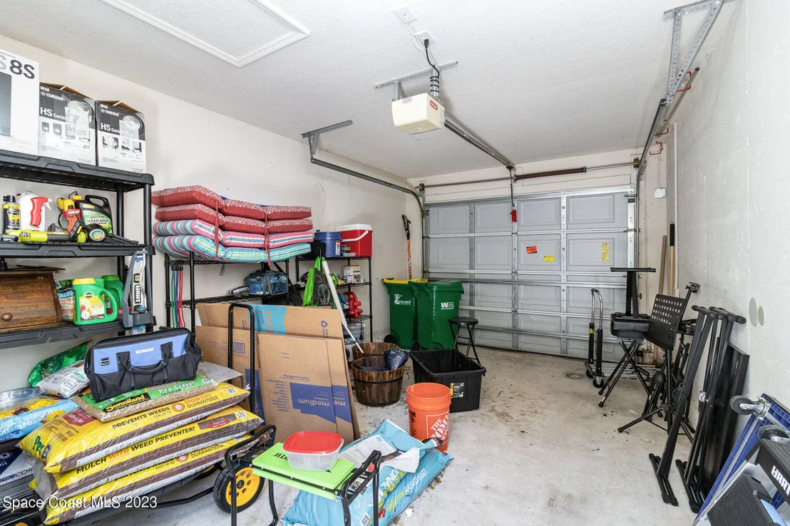 Photo of Unit 103 at 950 Luminary Circle