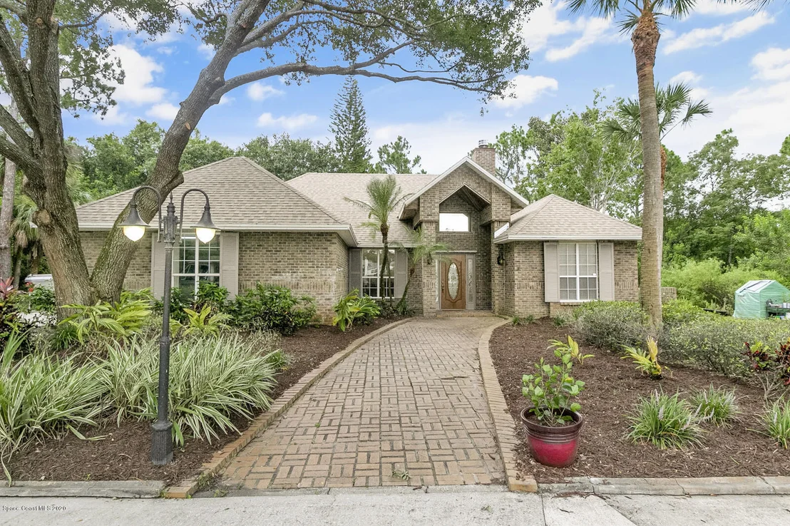 Photo of 4935 Shade Tree Street