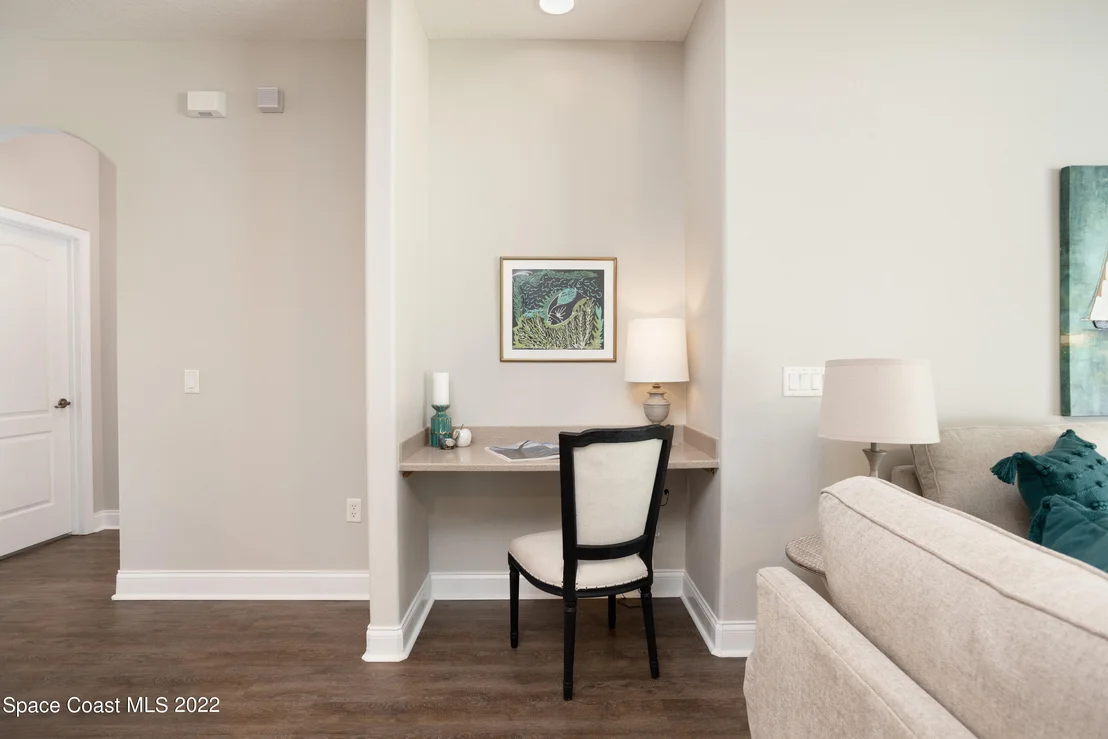 Photo of 1660 Bridgeport Circle