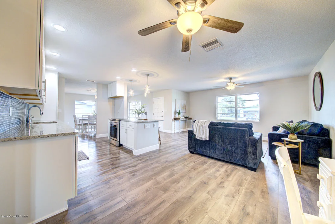 Photo of 1114 Seminole Drive