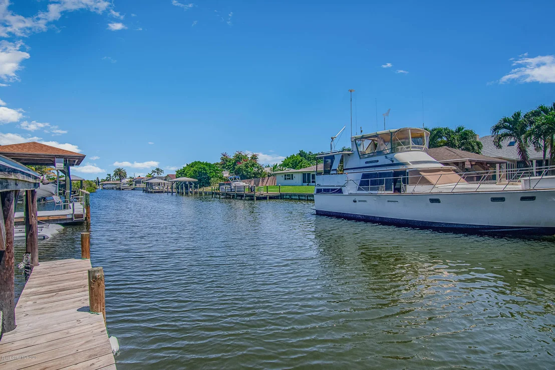 Photo of 485 Red Sail Way
