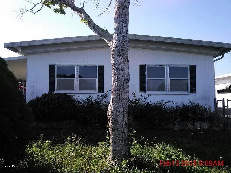Photo of 2382 Royal Palm Drive Ne