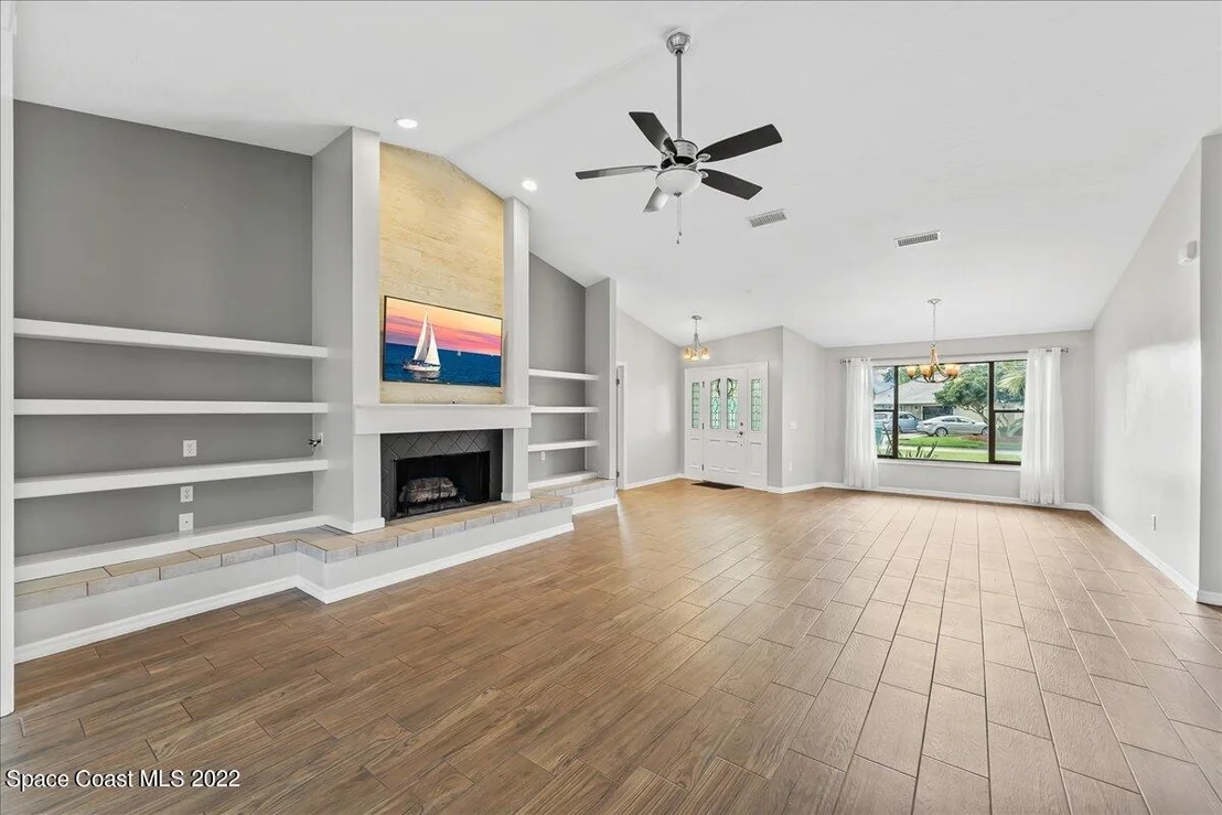 Photo of 1272 Silver Lake Drive