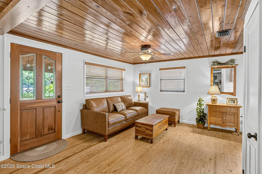 Photo of 2165 Feast Road